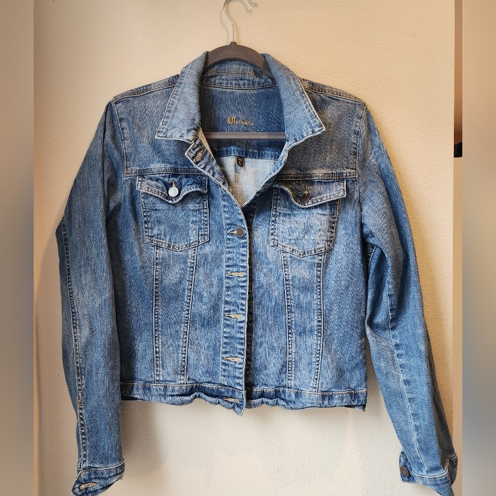 KUT from the Kloth 'Helena'Denim jacket -size large (runs small/fitted like Med)